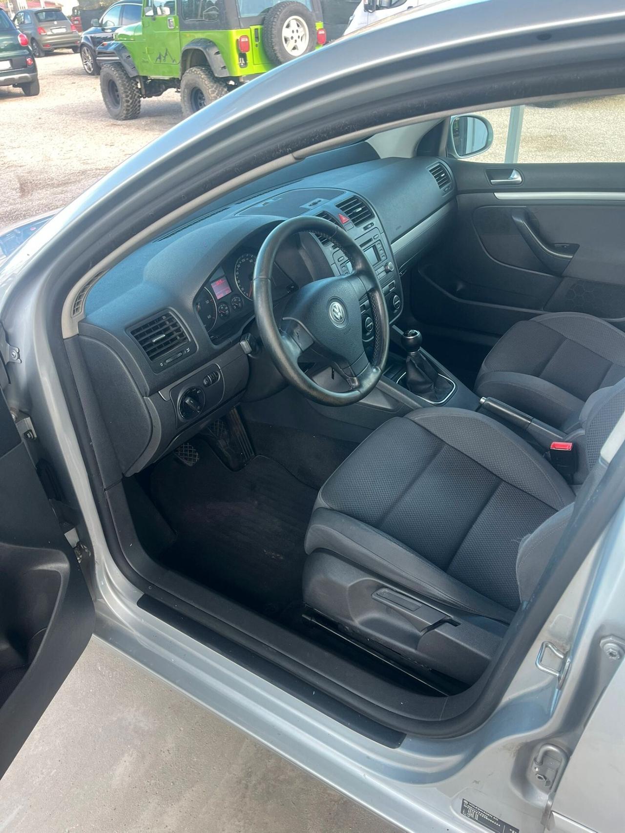 Volkswagen Golf 2.0 TDI 5p. Sportline Ltd.Edition