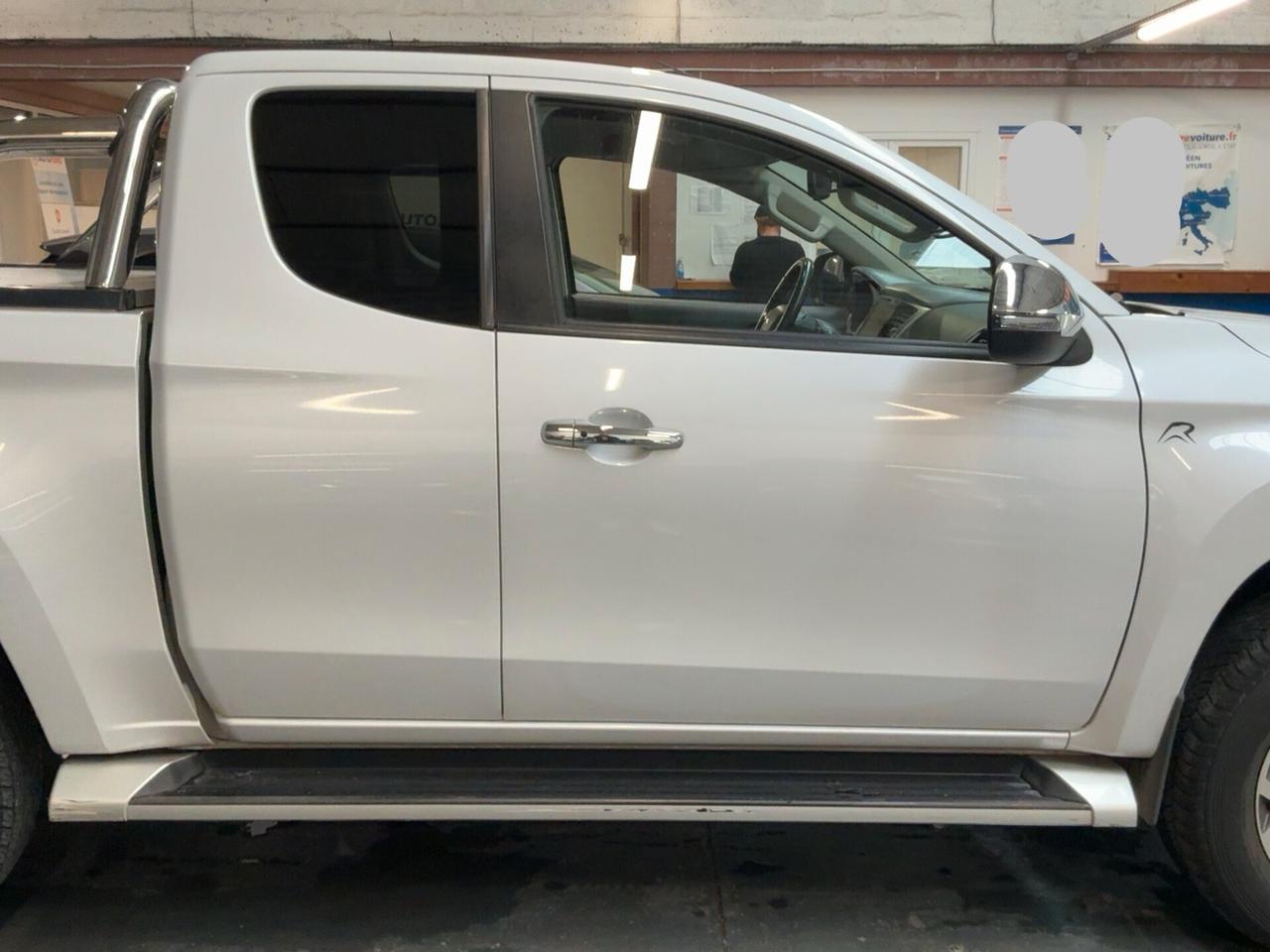 Mitsubishi L200 2.3 D Club Cab 4x4 Super Select Intense