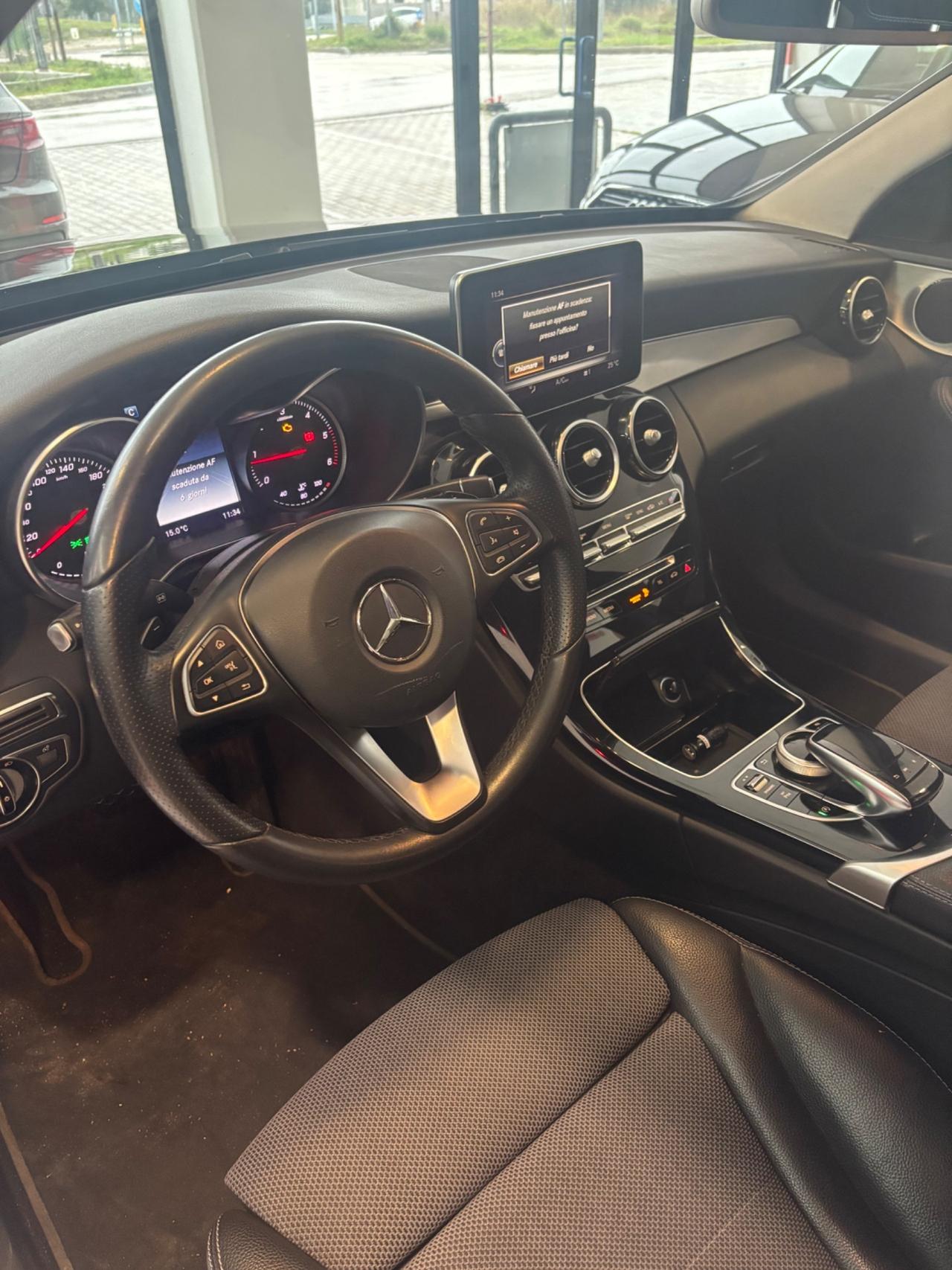 Mercedes-benz C 220 d Auto Premium