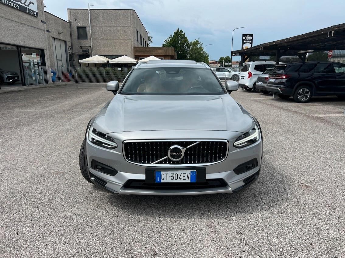 Volvo V90 Cross Country 2.0 b4 Business Pro awd TETTO IVA ESPOSTA 12/2022