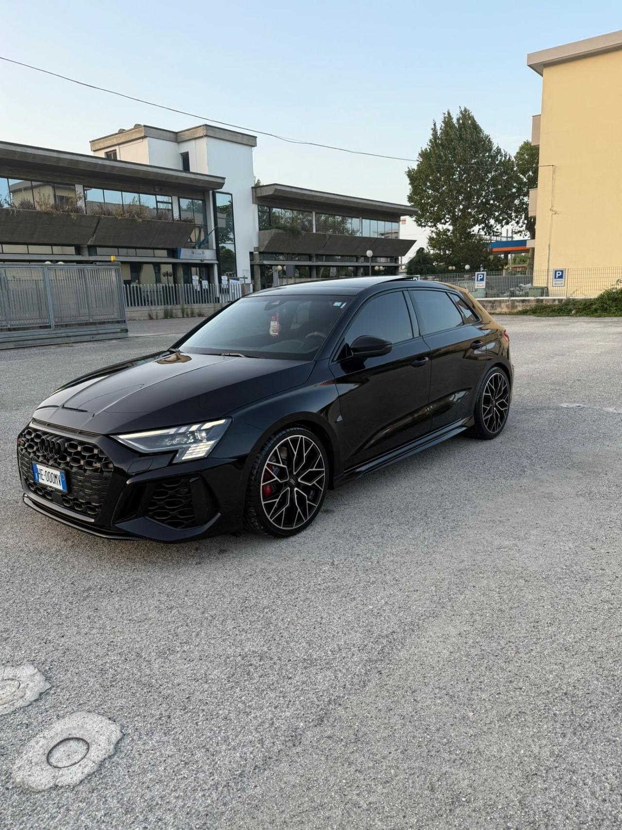 Audi A3 RS 3 SPB TFSI quattro S tronic