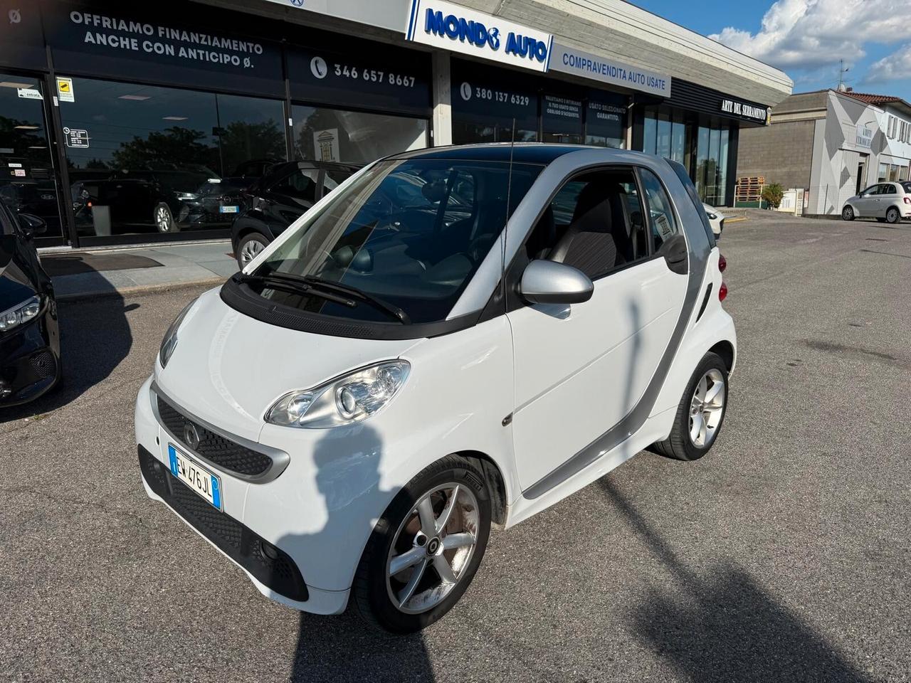 Smart ForTwo 1000 52 kW MHD coupé passion