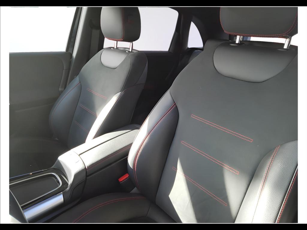 Mercedes-Benz Classe B - W247 2023 - B 180 AMG Line Advanced Plus auto
