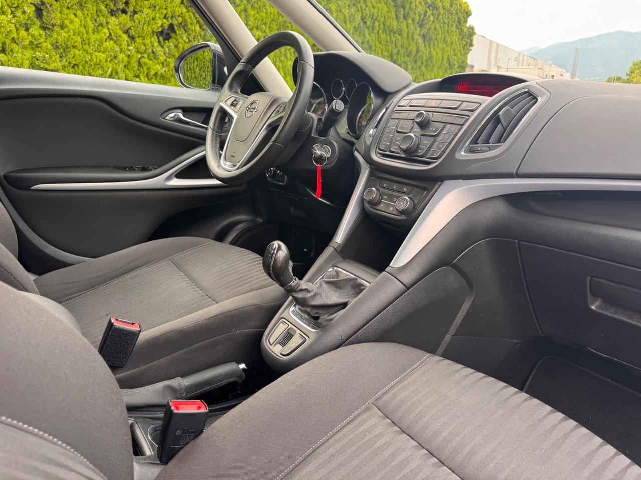Opel Zafira Opel Zafira,1.6 benzina Metano, anno 2013
