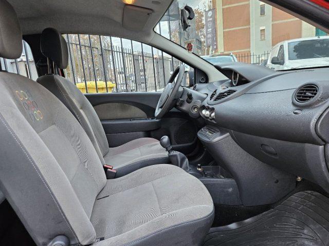 RENAULT Twingo 1.2 16V LEV Dynamique