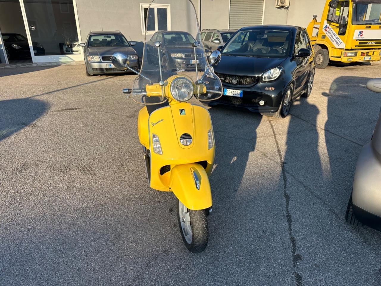 Piaggio Vespa 250 GTS