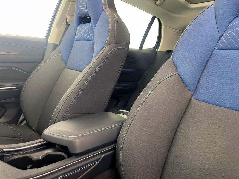 Lynk & Co 01 01 PHEV