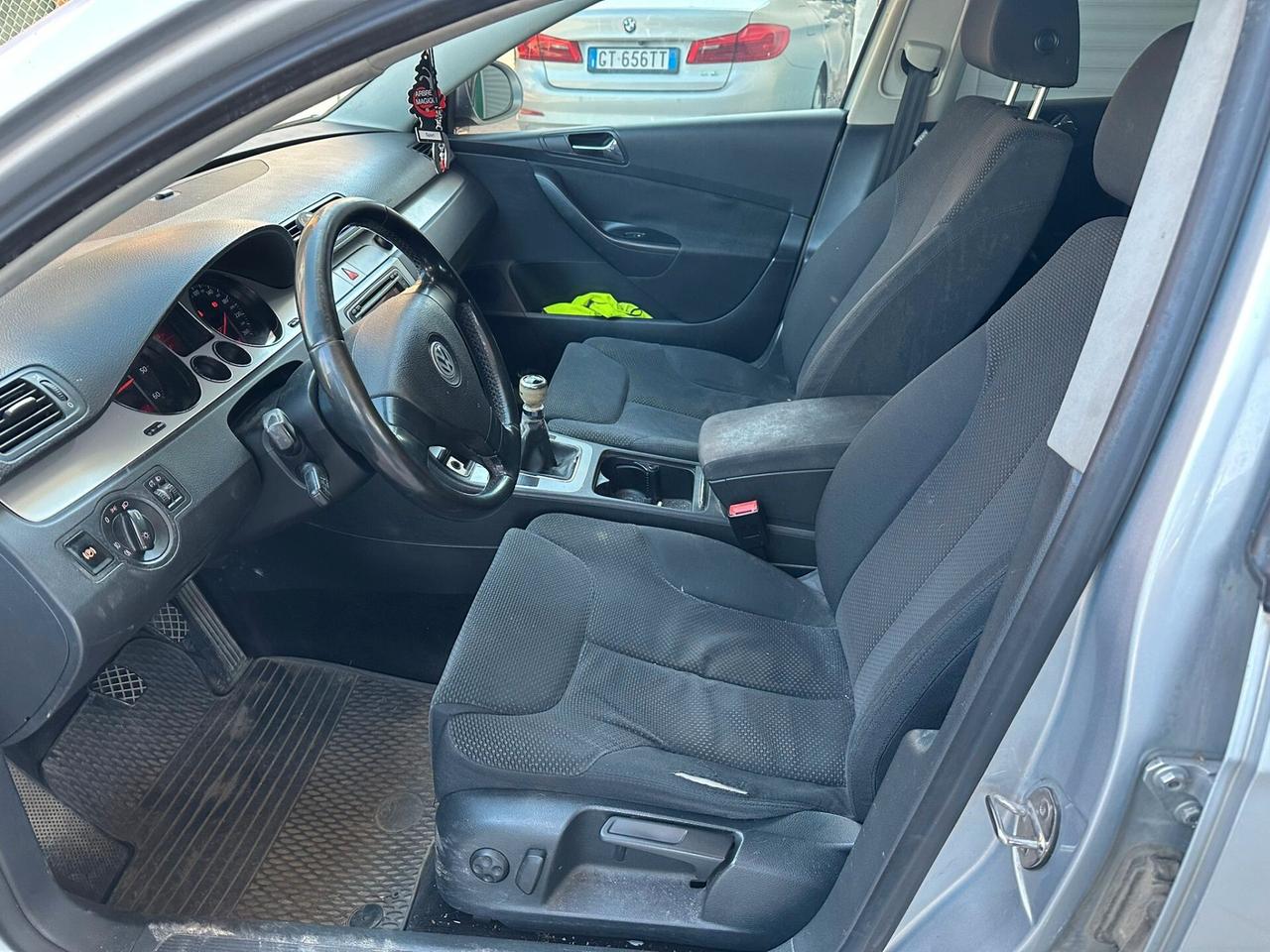 Volkswagen Passat 1.9 TDI/105CV DPF Var. BlueMotion