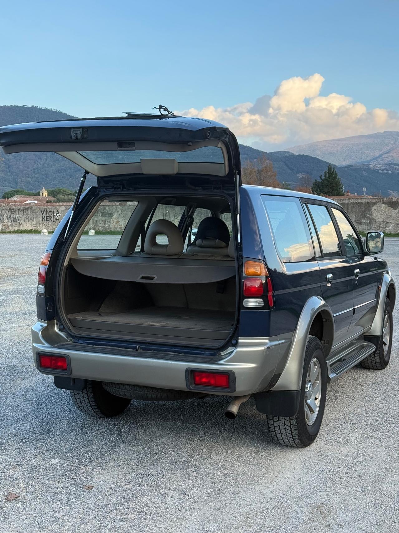 Mitsubishi Pajero Sport 2.5 TDI GLS Target