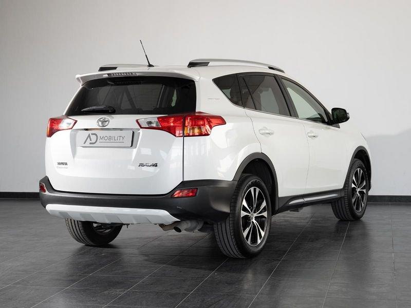 Toyota RAV4 RAV4 2.0 D-4D 2WD Style White Ed.