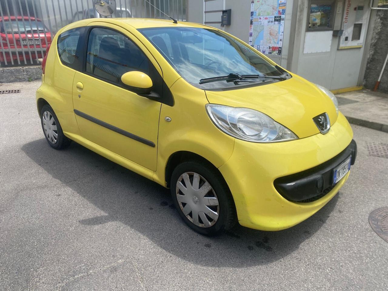 Peugeot 107 1.0 68CV 3p. Plaisir