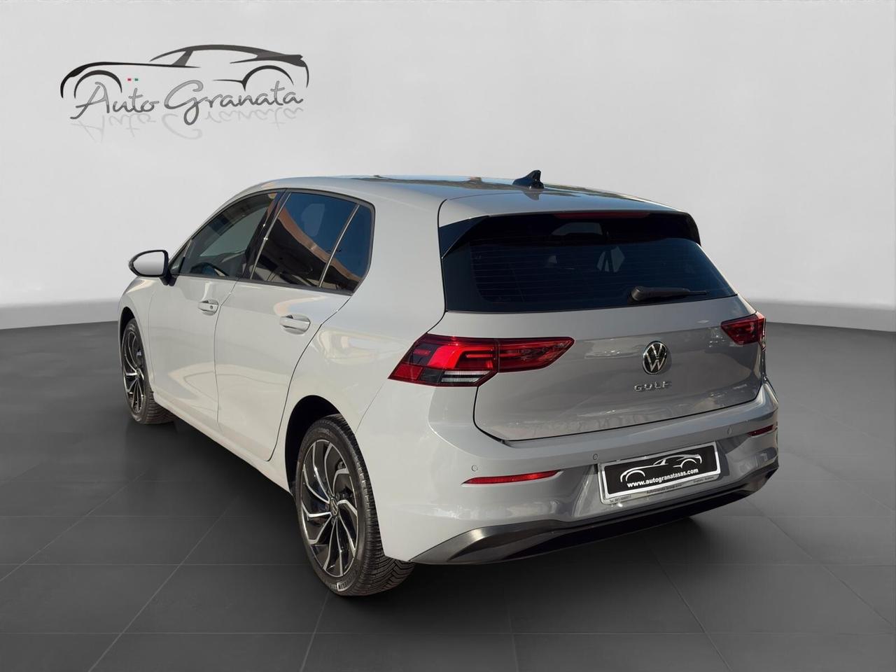Volkswagen Golf VIII 2.0 TDi SCR DSG Style