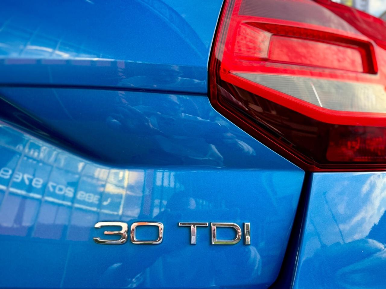 Audi Q2 30 TDI Business Design