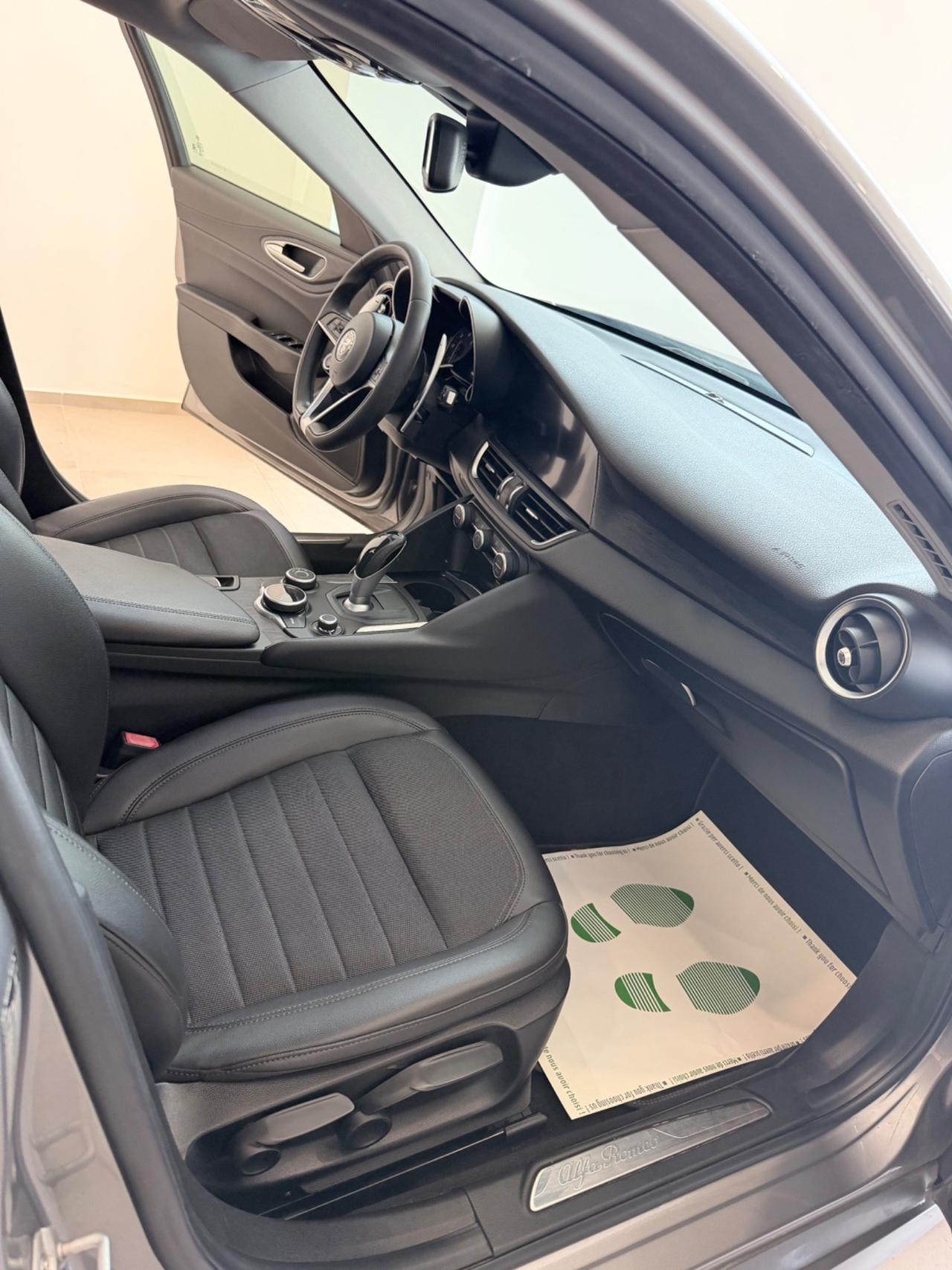 Alfa Romeo Giulia 2.2 Turbodiesel 180 CV AT8 Eco Business