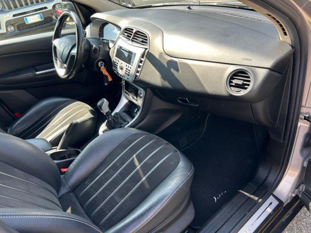 LANCIA Delta 1.6 MJT DPF Gold CRUISE C. - PDC POST. - 16