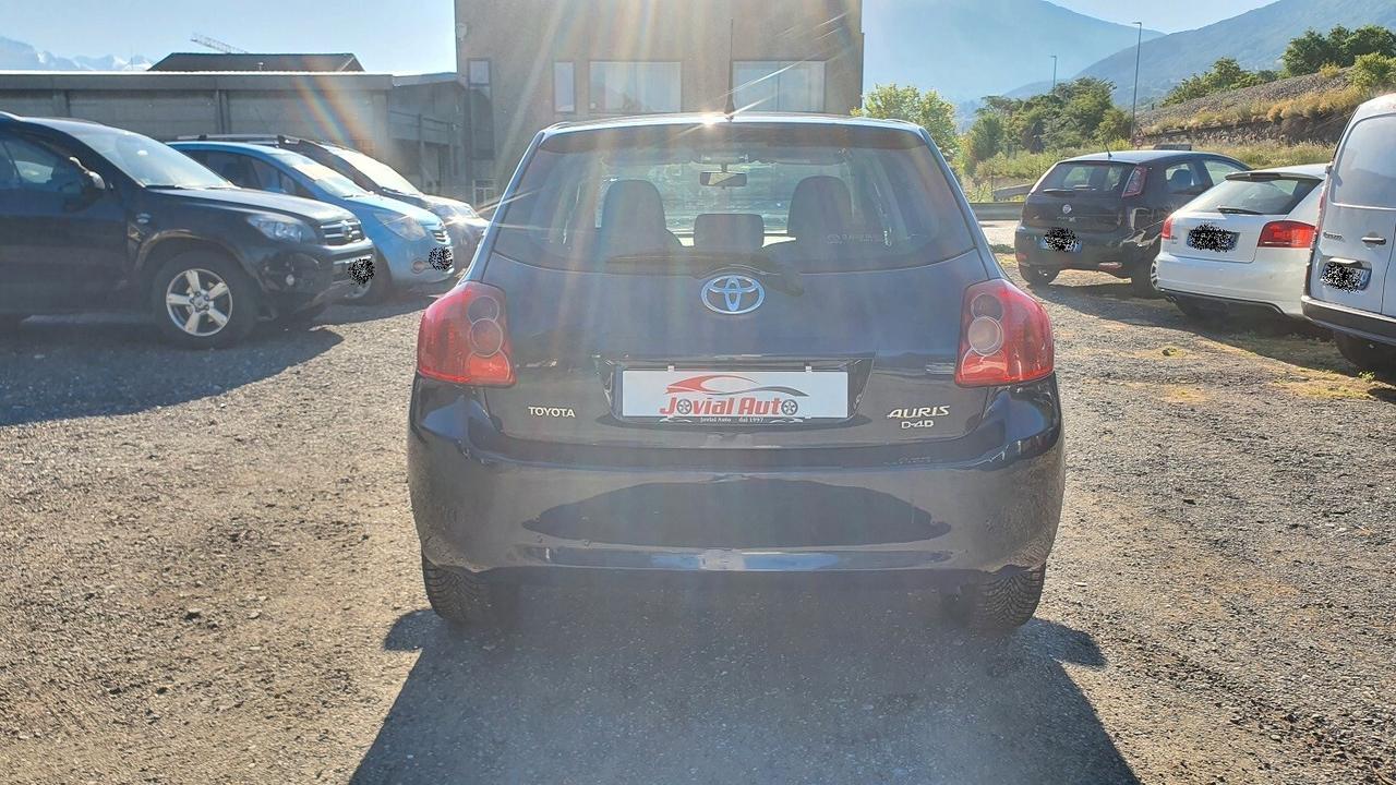 Toyota Auris 1.4 D-4D NEOPATENTATI