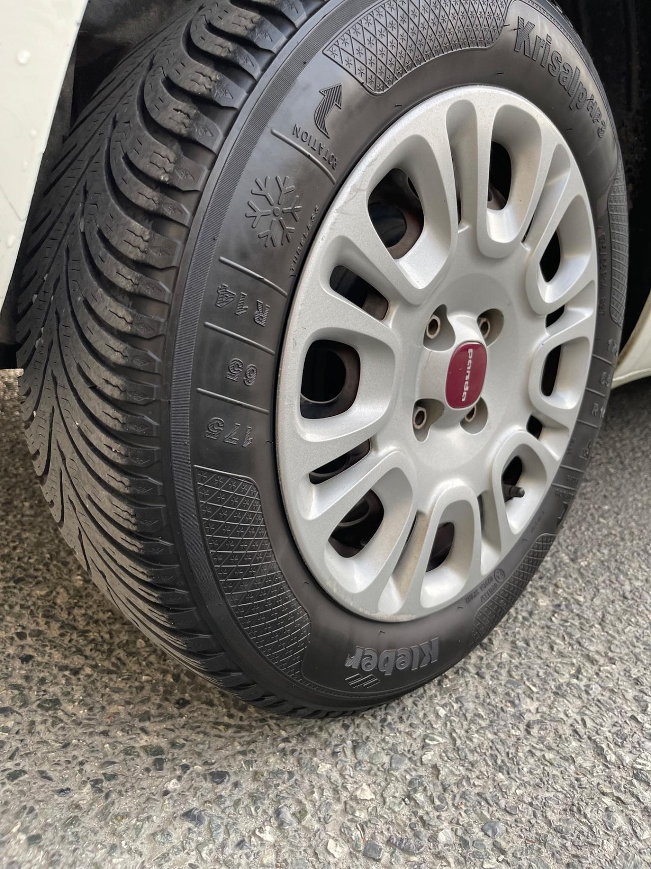 Fiat Panda 1.2 BENZINA/GPL - NEOPATENTATI -
