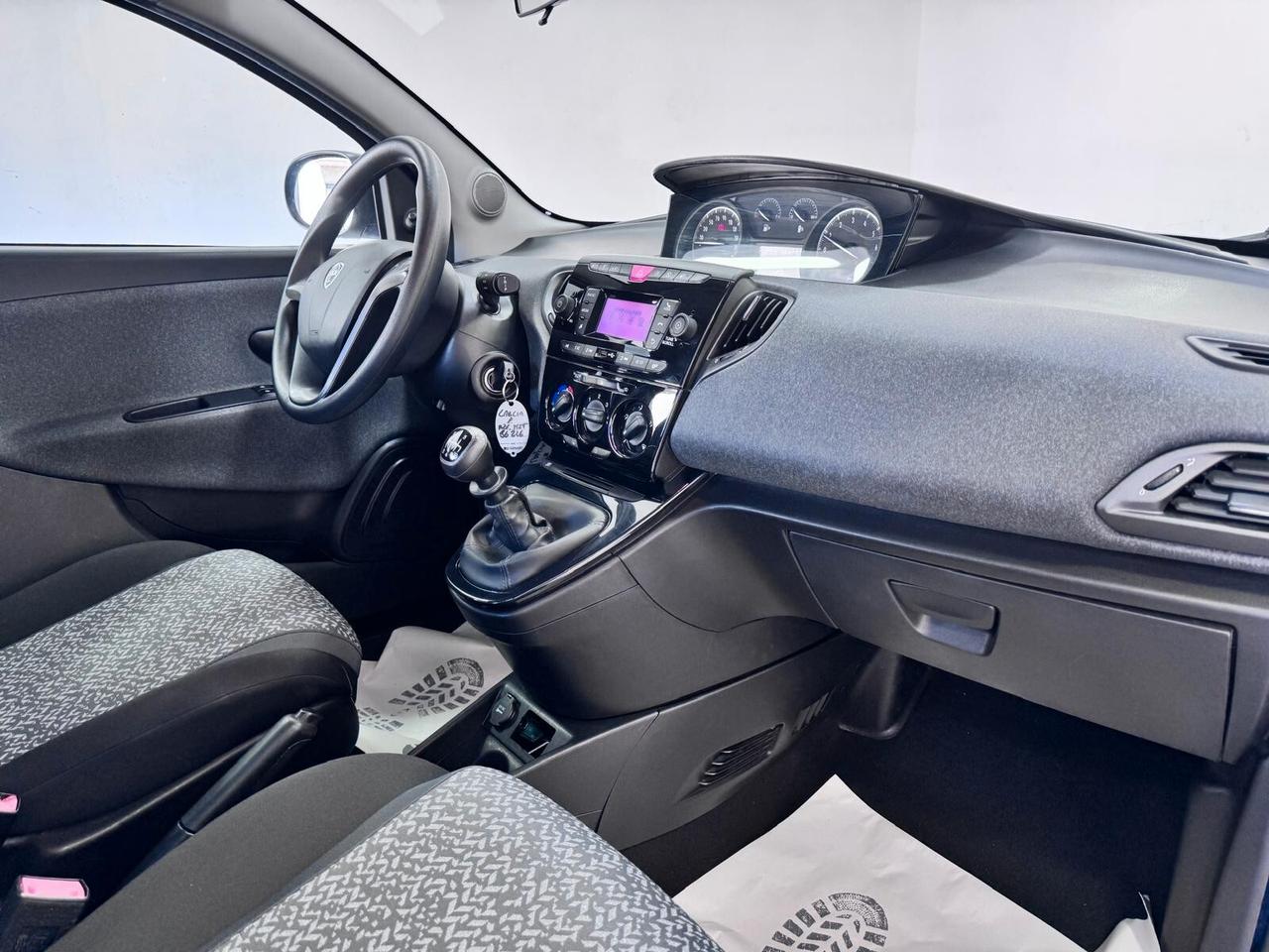 Lancia Ypsilon 1.0 FireFly 5 porte-NO VINCOLI