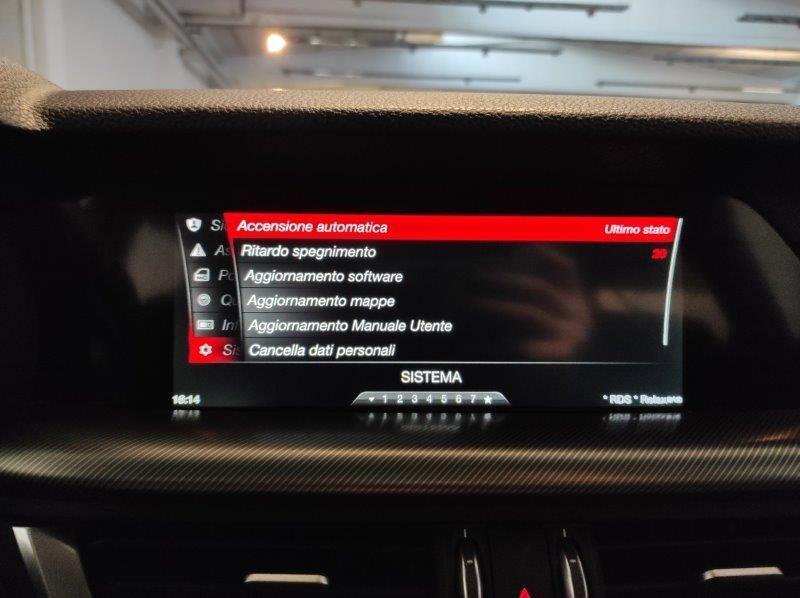 ALFA ROMEO Stelvio - Stelvio 2.2 Turbodiesel 210 CV AT8 Q4 Executive