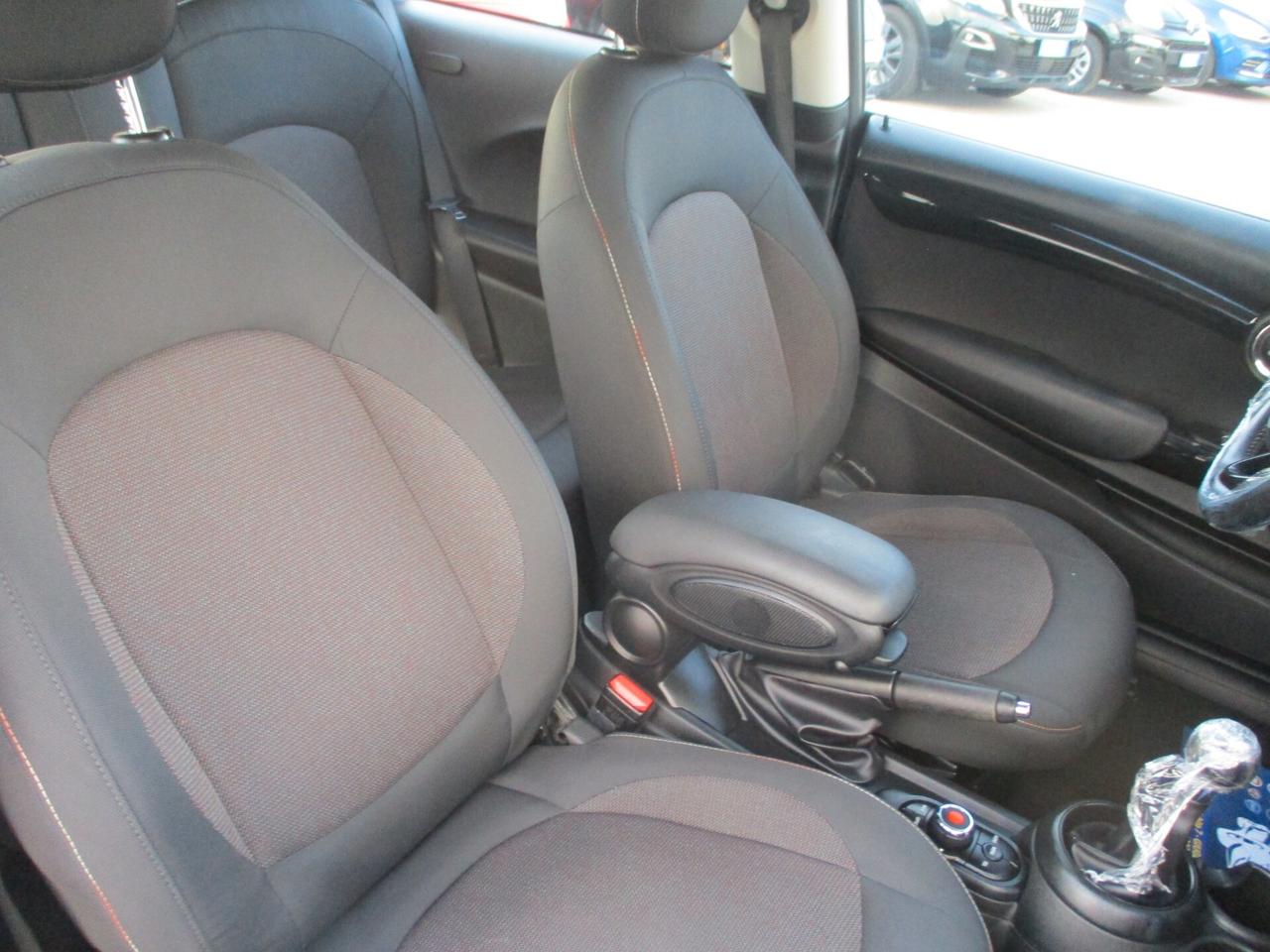 Mini One 1.2 75CV 3P APPENA TAGLIANDATA DISTRIBUZI