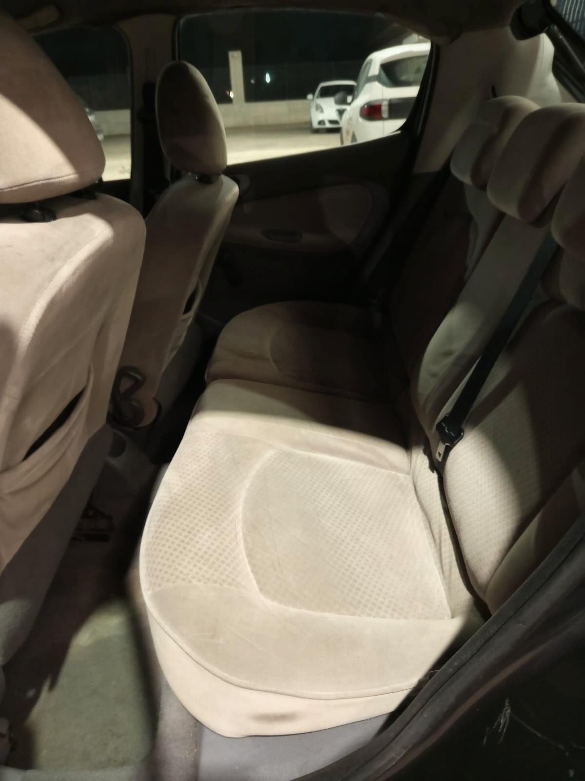 Peugeot 206 1.4 HDi 5p. XT