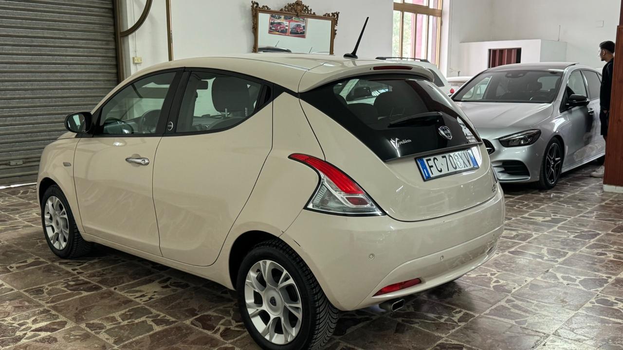 Lancia Ypsilon 1.2 69 CV 5 porte GPL Ecochic Silver-2016