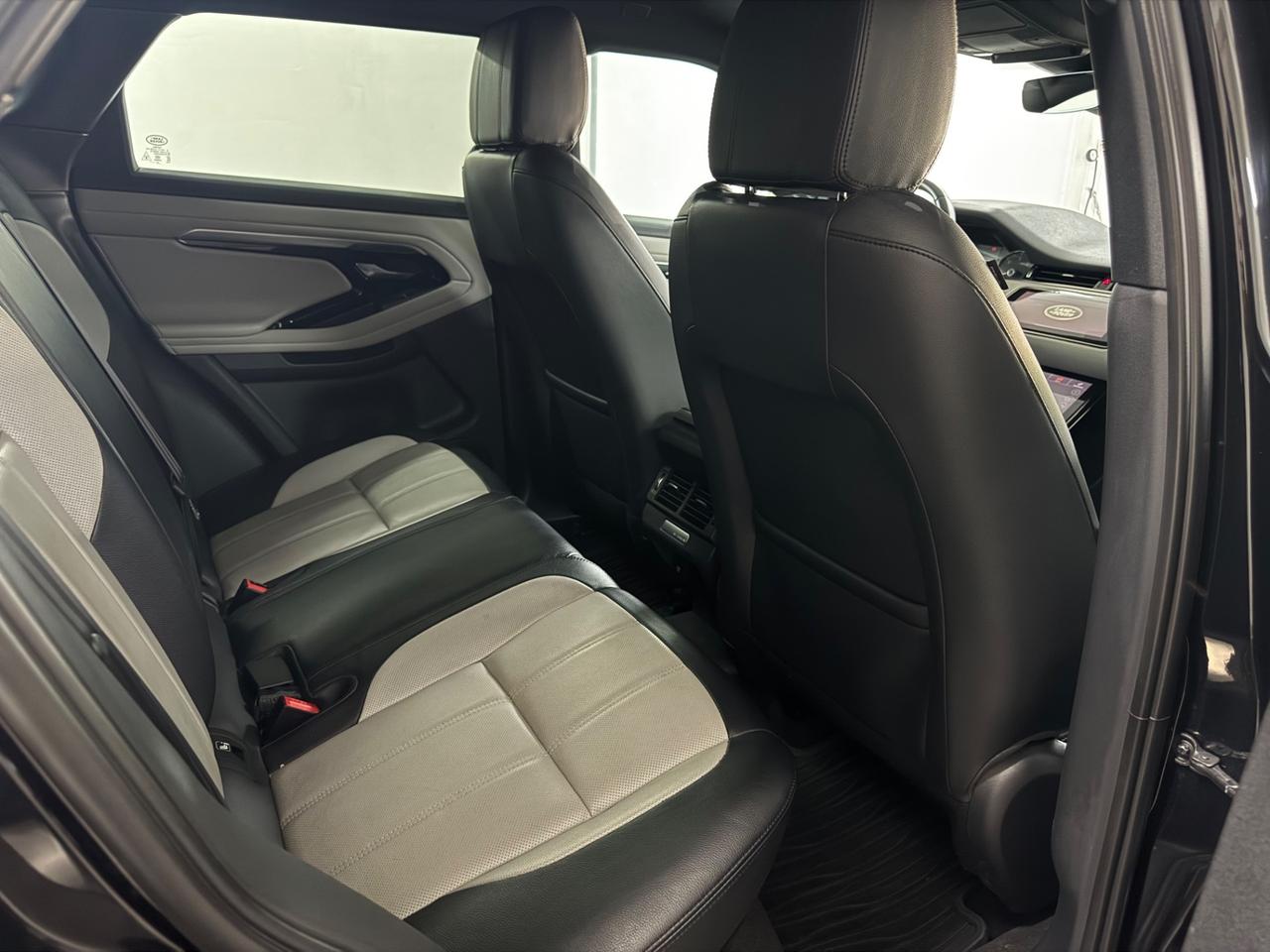 Land Rover Range Evoque R-Dynamic