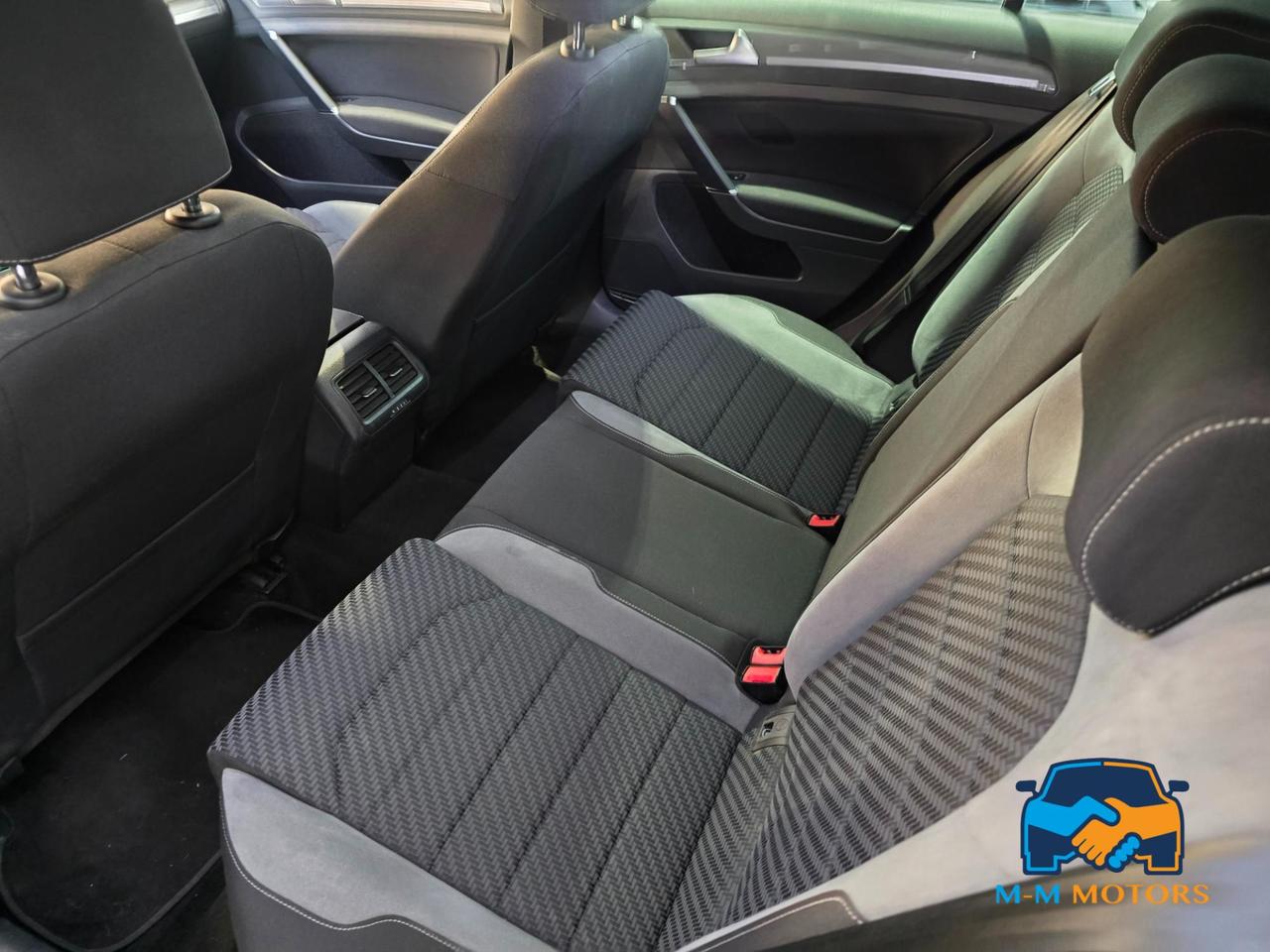 Volkswagen Golf 1.5 etsi evo R-Line 150cv dsg