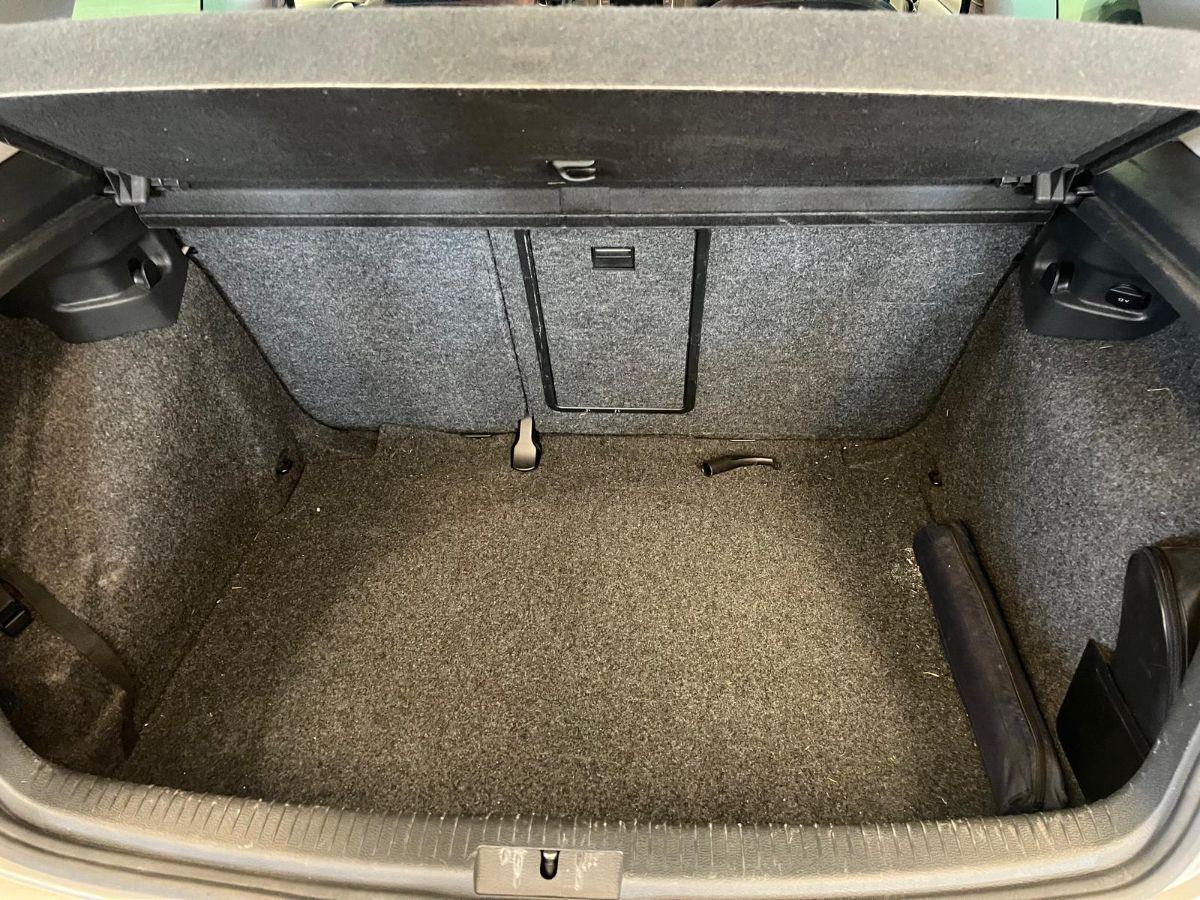 - Golf - 1.4 TSI 160CV 3p. Highline cambio automatico