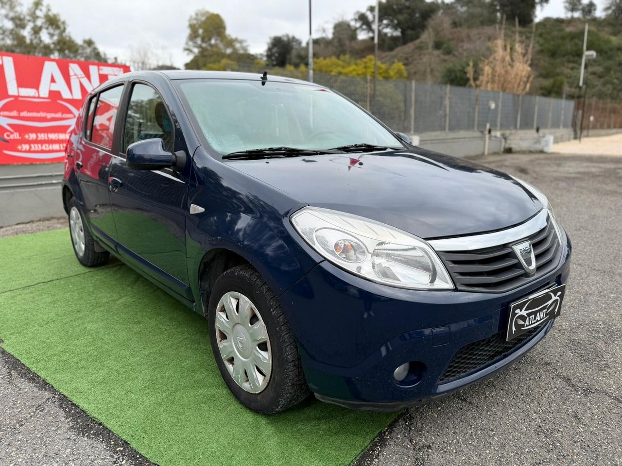 Dacia Sandero 1.2 16V GPL 75CV Embleme