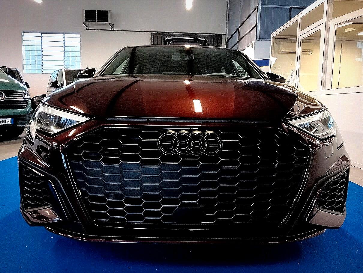 Audi A3 2.0 TDI SLINE EXCLUSIVE IDENTITY BLACK 19" MATRIX