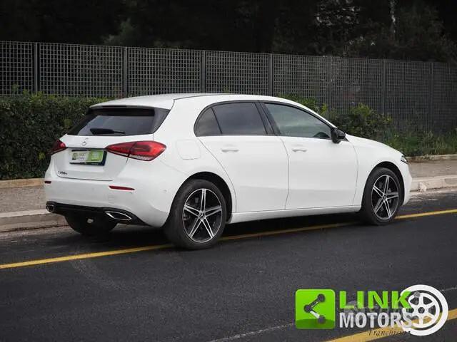 MERCEDES-BENZ A 250 e hybrid EQ Sport