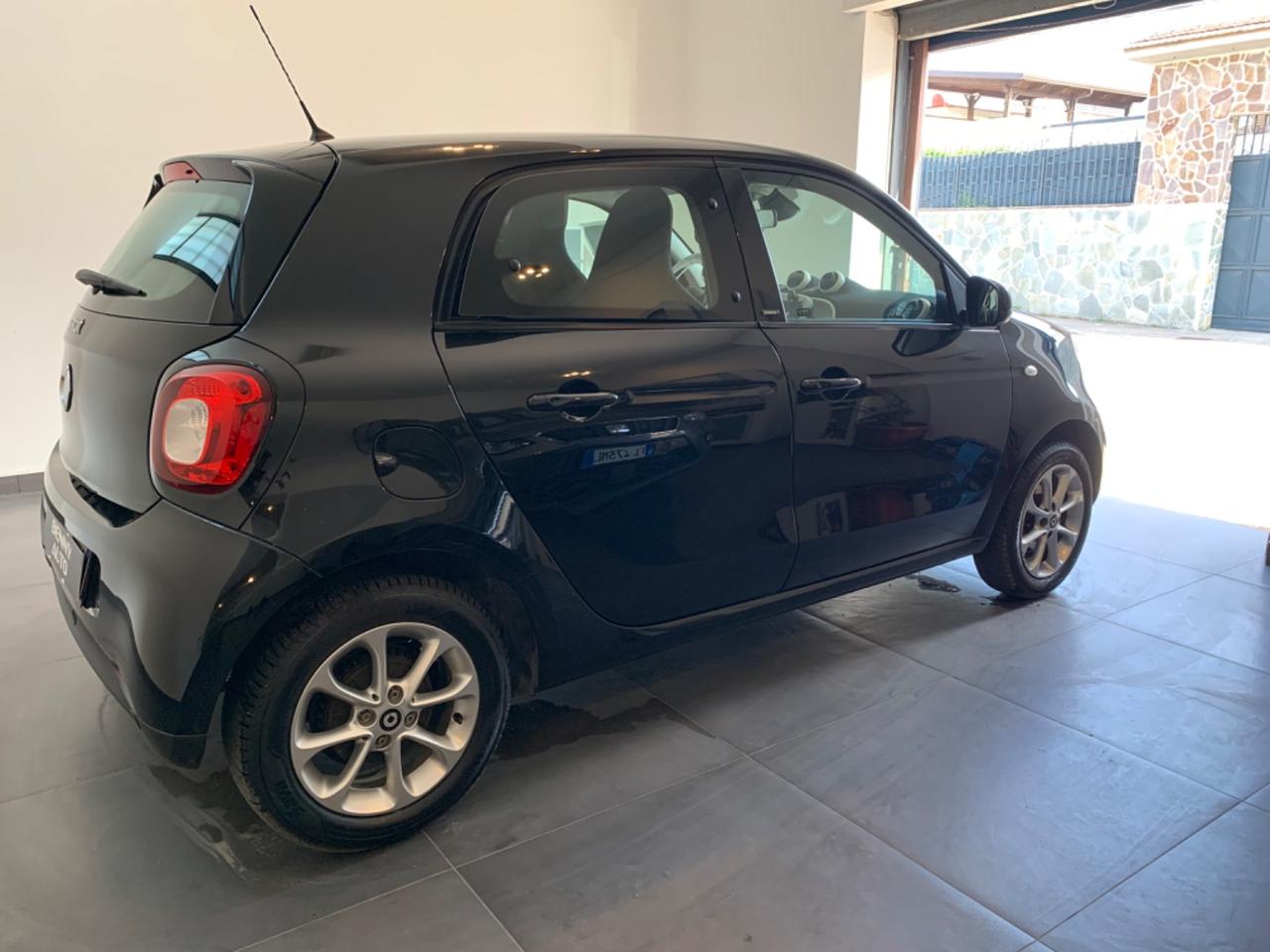 Smart ForFour 70 1.0 Passion