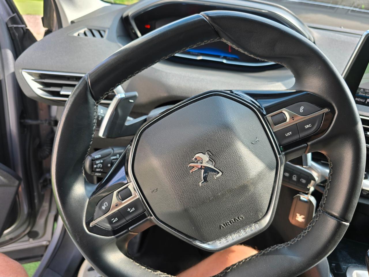 Peugeot 3008 1.5HDI 130CV S&S Allure -2019
