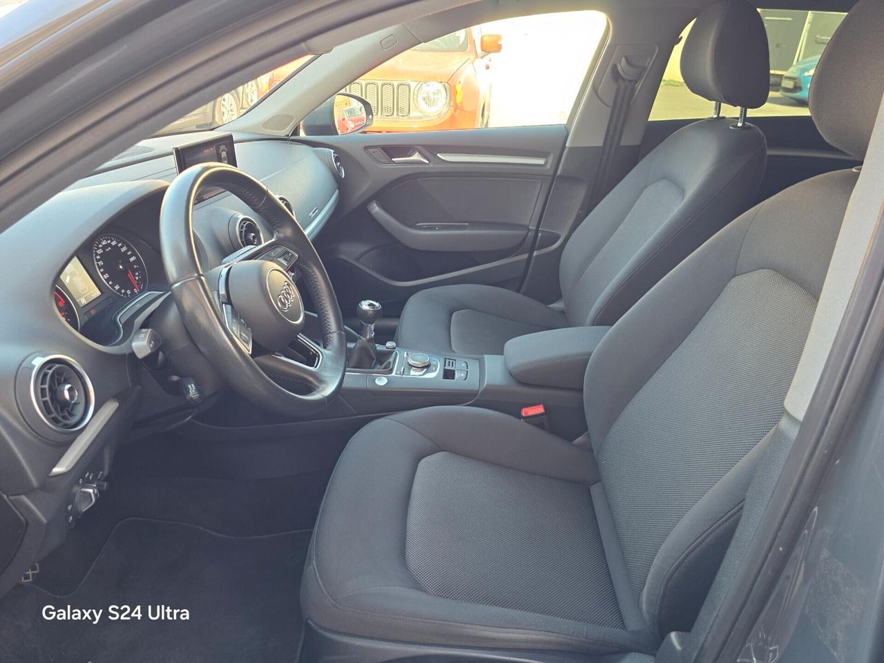 Audi A3 SPB 30 TDI Business Advanced