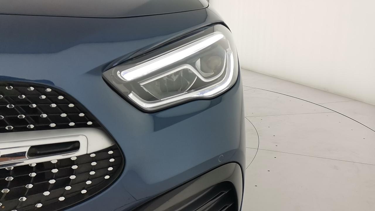 Mercedes-Benz GLA-H247 2020 - GLA 250 e phev (eq-power) Premium auto