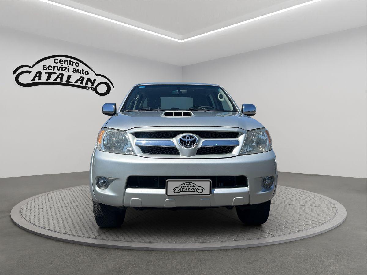 TOYOTA - Hilux - 3.0 D-4D 171cv 4WD 4p. Double Cab SR