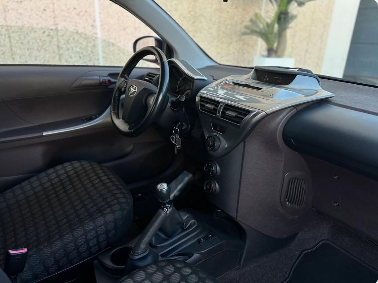 Toyota iQ 1.0 vvt-i #10178