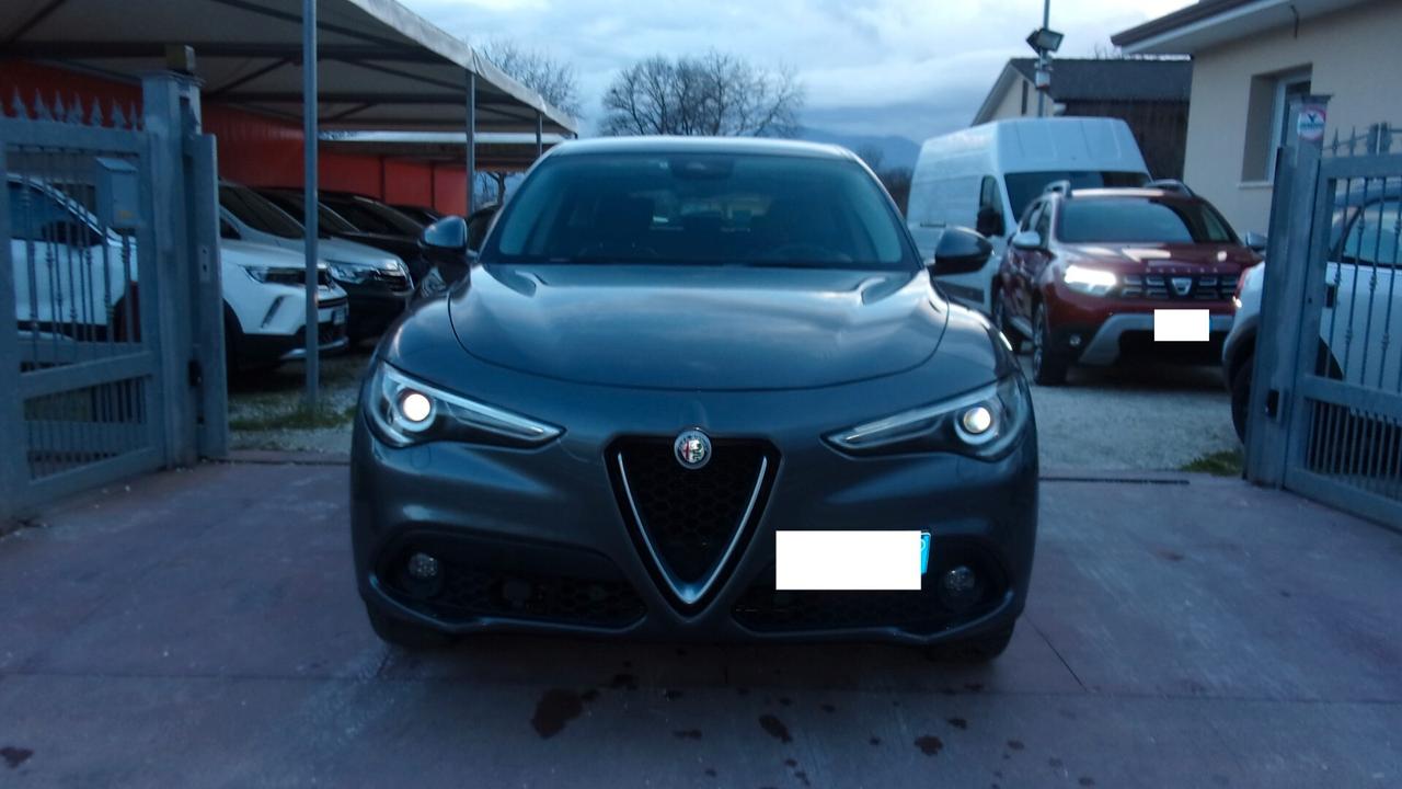 Alfa Romeo Stelvio 2.2 Turbodiesel 210 CV AT8 Q4 Executive