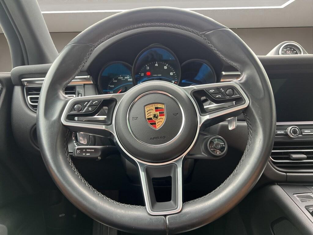 Porsche Macan 2.0 PDK