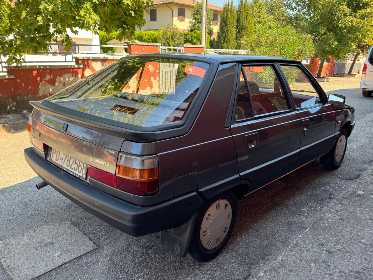 Renault R 11 1.2i 54cv Broadway Asi Unico Prop