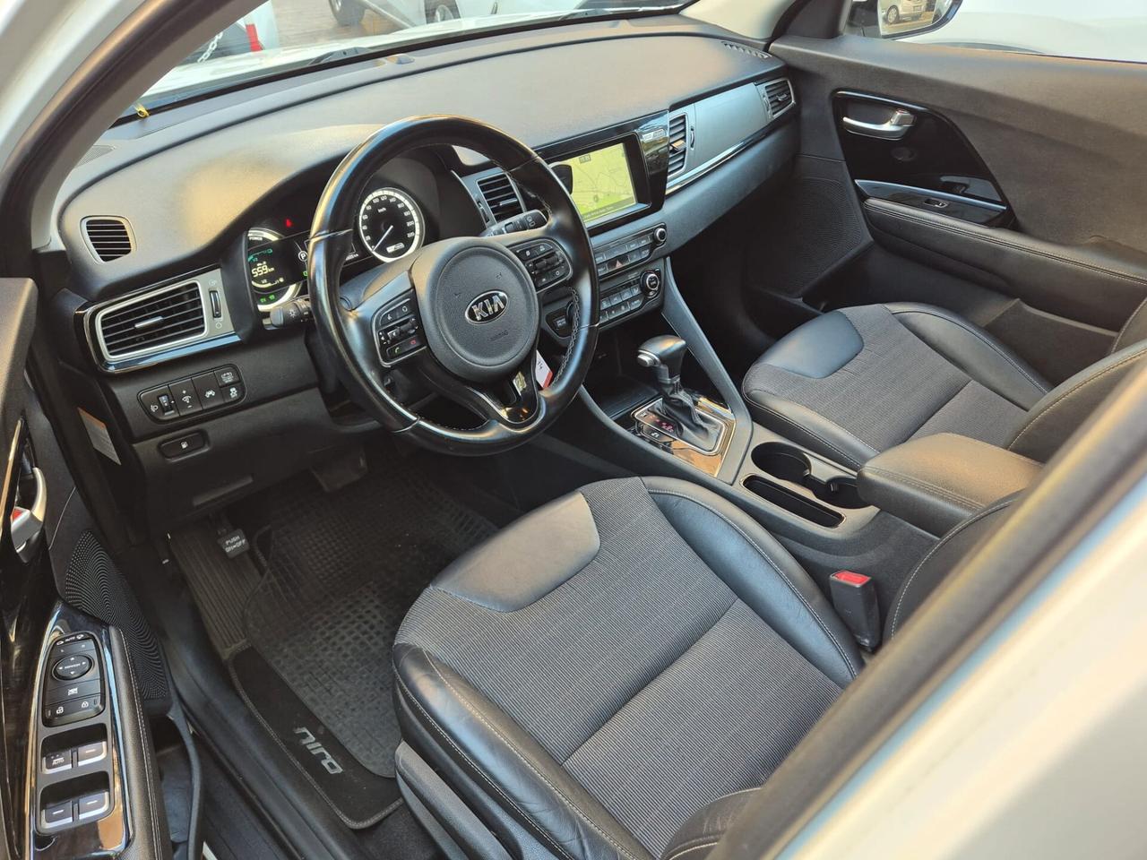 Kia Niro 1.6 GDi DCT HEV Style