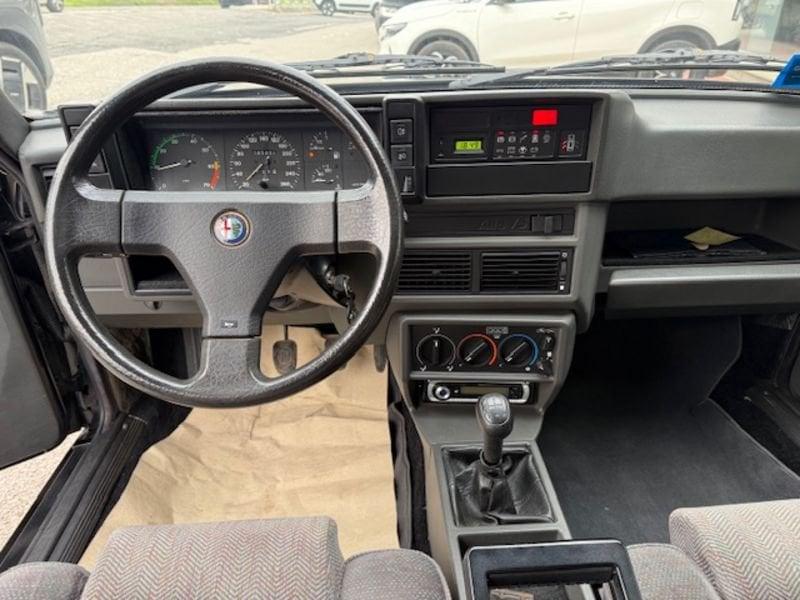 Alfa Romeo 75 2.0i Twin Spark