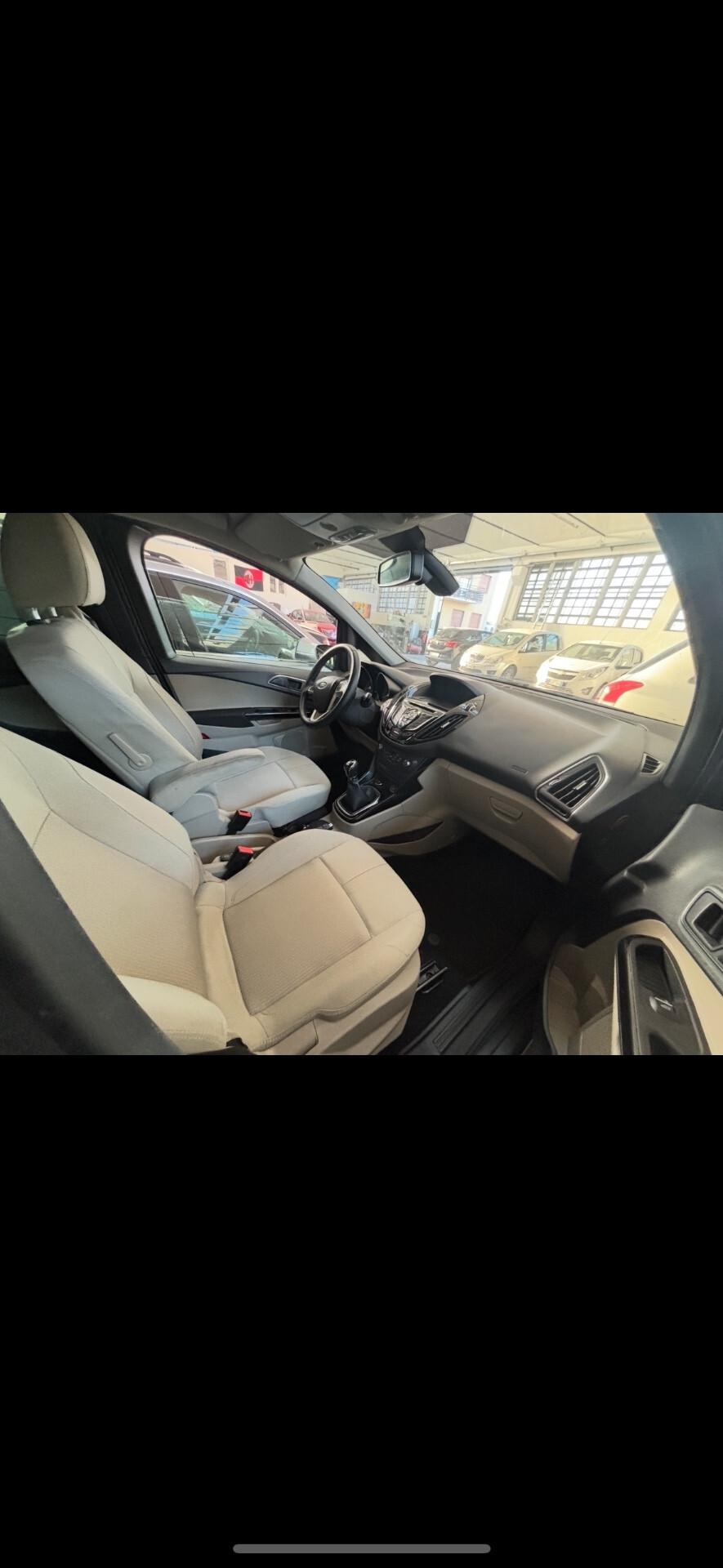 Lancia Ypsilon 1.2 69 CV 5 porte Gold