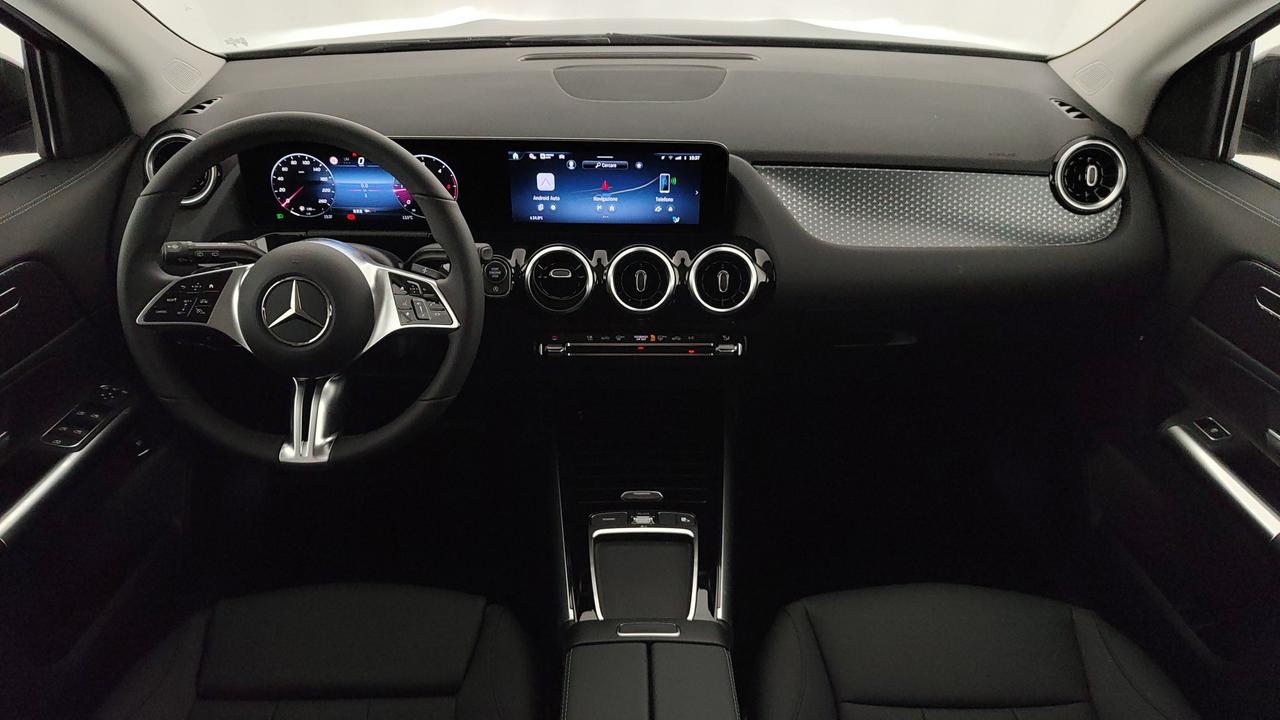 Mercedes-Benz GLA 200 d automatic