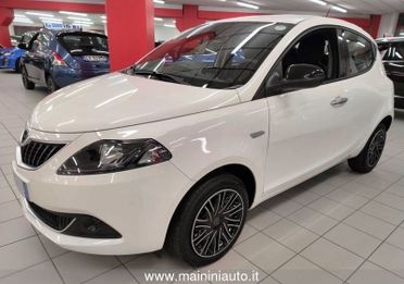 Lancia Ypsilon 1.0 Hybrid 70cv 5P Platino + Car Play "SUPER PROMO" m