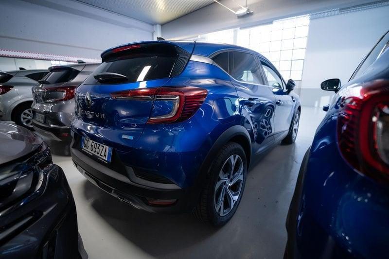 Renault Captur 1.6 E-Tech hybrid RS Line 145cv auto