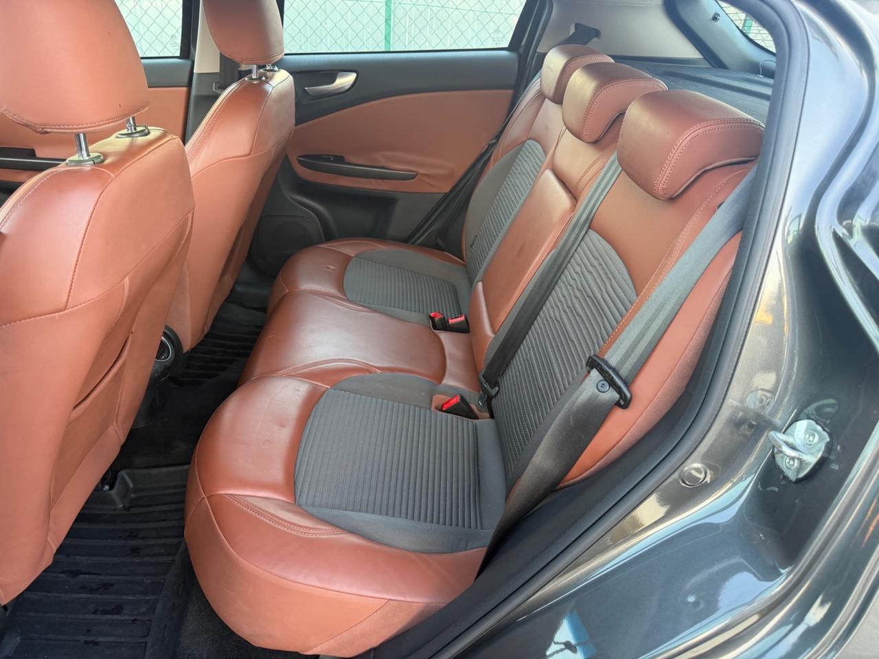 Alfa Romeo Giulietta 1.6 JTDm-2 105 CV Exclusive