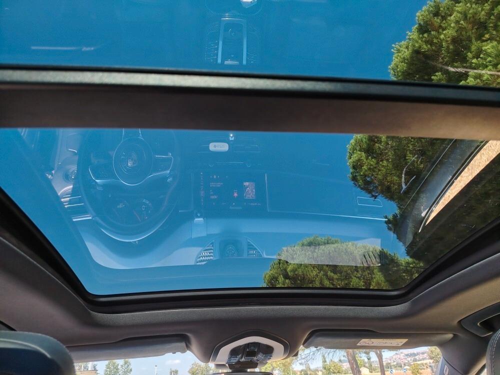 Porsche Macan 2.0 no super bollo come nuova.