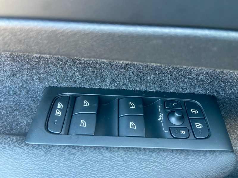 VOLVO XC40 1.5 t4 recharge PheV Core AuTo
